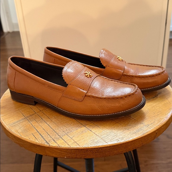 Tory Burch Classic Loafer Size 9 - Picture 1 of 11